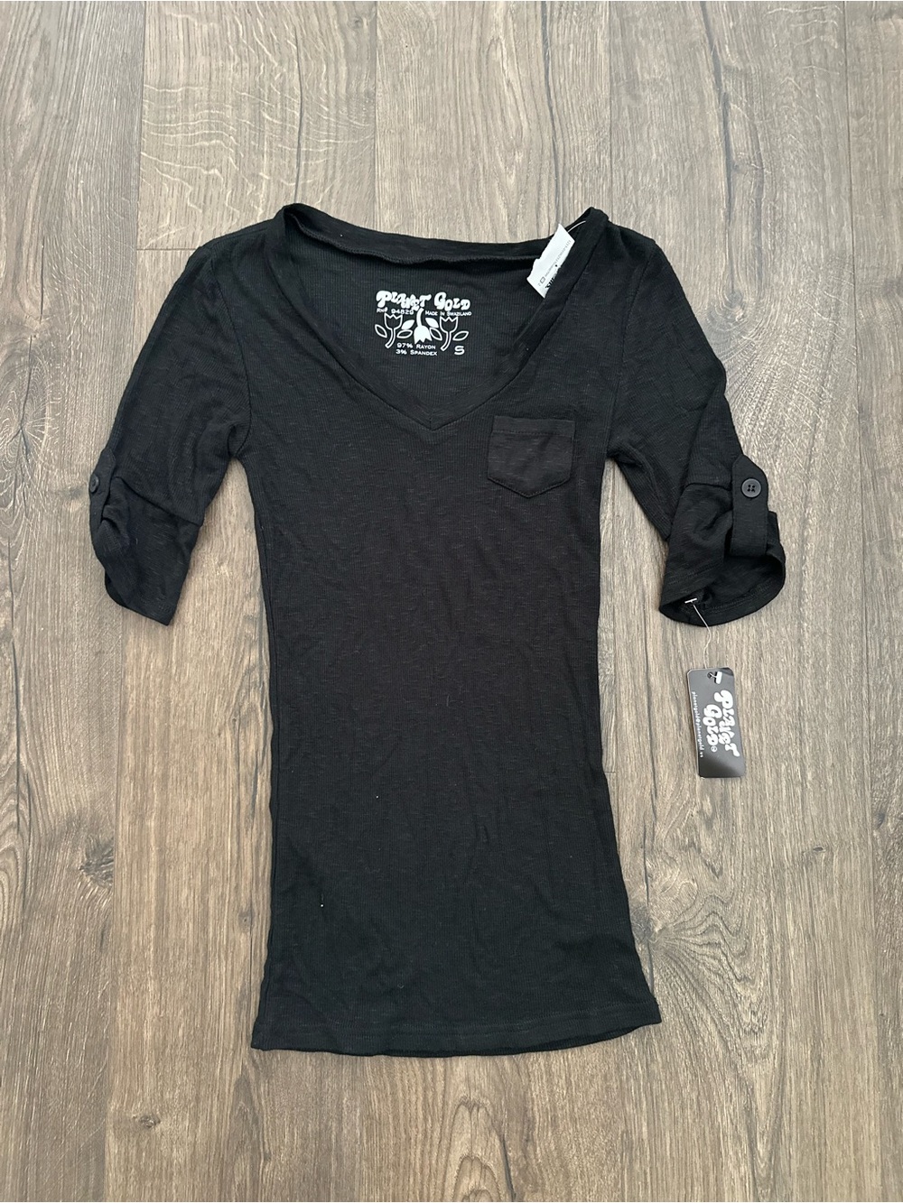 2/$15 Planet Gold Black V-Neck 1/4-Sleeve Tank with Pocket